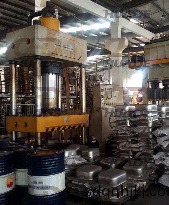 HDY不(bu)鏽鋼(gang)水(shui)槽(cao)拉(la)伸(shen)機